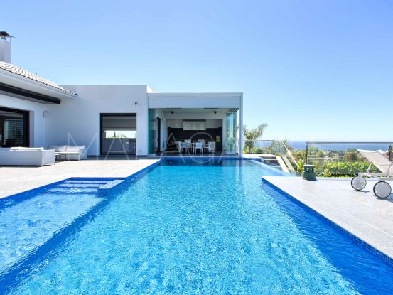 Buy 5 bedrooms villa in Los Flamingos Golf, Benahavis | Engel Völkers Marbella
