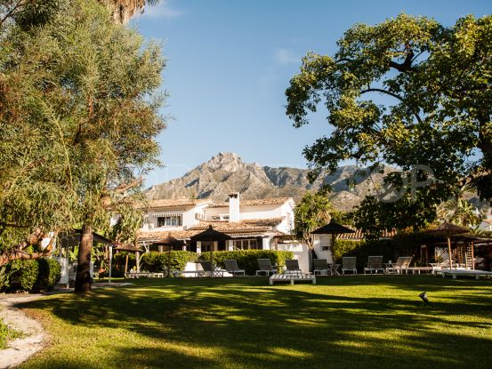 Buy villa with 10 bedrooms in Nagüeles, Marbella Golden Mile | Engel Völkers Marbella