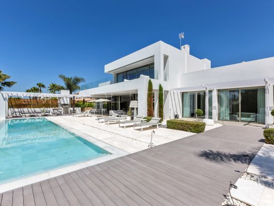 Buy villa in Bahia de Marbella with 5 bedrooms | Engel Völkers Marbella