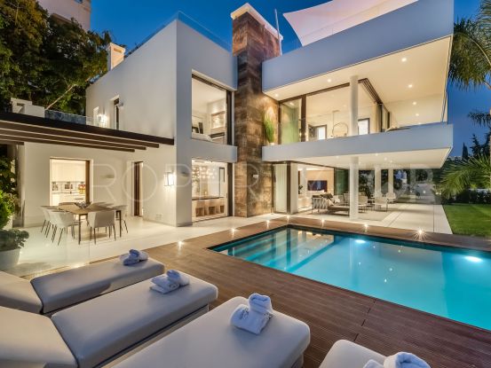 Villa for sale in Beach Side Golden Mile with 7 bedrooms | Engel Völkers Marbella