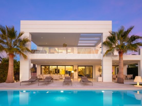 Se vende villa en Nueva Andalucia, Marbella | Engel Völkers Marbella