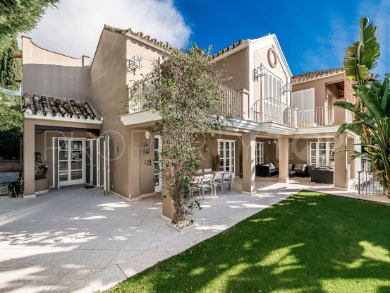 4 bedrooms villa in El Madroñal for sale | Engel Völkers Marbella
