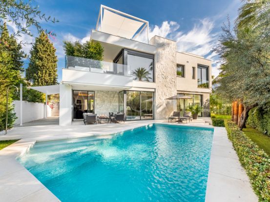 For sale Beach Side Golden Mile 5 bedrooms villa | Engel Völkers Marbella