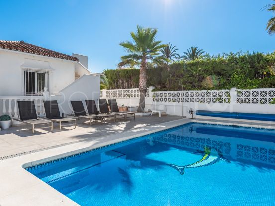 Villa with 4 bedrooms for sale in Marbesa | Engel Völkers Marbella