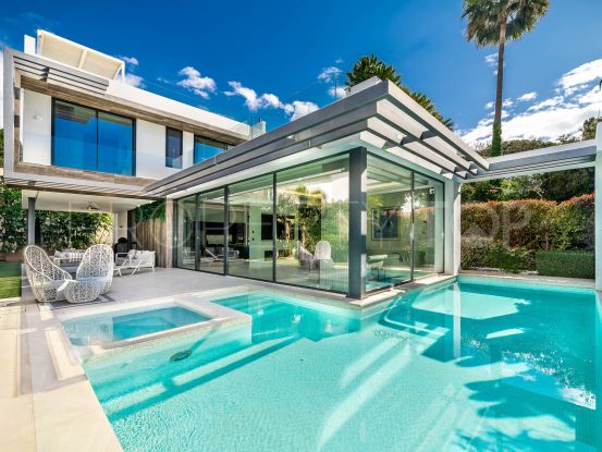 Villa for sale in Beach Side Golden Mile with 5 bedrooms | Engel Völkers Marbella