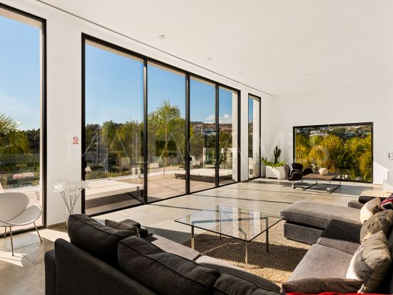 Villa for sale in La Alqueria with 8 bedrooms | Engel Völkers Marbella