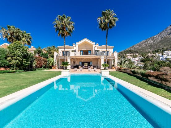 Villa en venta en Marbella Hill Club, Marbella Golden Mile | Engel Völkers Marbella