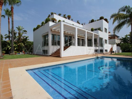 San Pedro Playa, San Pedro de Alcantara, villa en venta | Engel Völkers Marbella