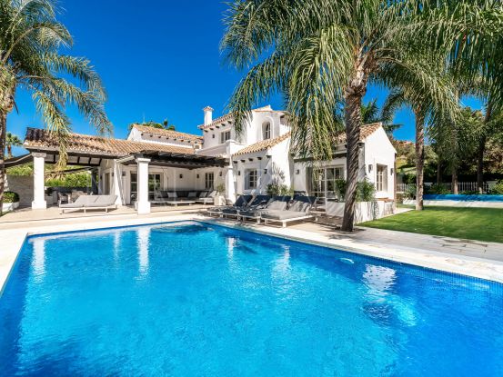 Nueva Andalucia, Marbella, villa en venta con 6 dormitorios | Engel Völkers Marbella