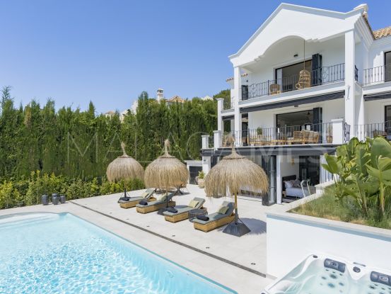 Puerto del Almendro, Benahavis, villa en venta | Engel Völkers Marbella