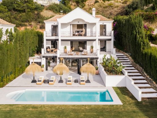 Villa in Puerto del Almendro for sale | Engel Völkers Marbella