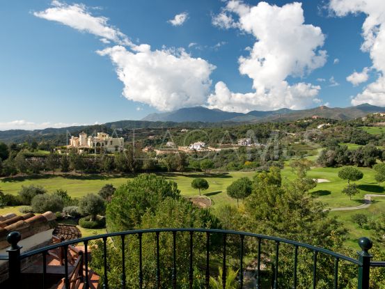 Buy villa in Marbella Club Golf Resort with 4 bedrooms | Engel Völkers Marbella
