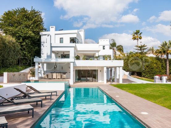 For sale 5 bedrooms villa in Las Brisas del Golf, Nueva Andalucia | Aqua Estates