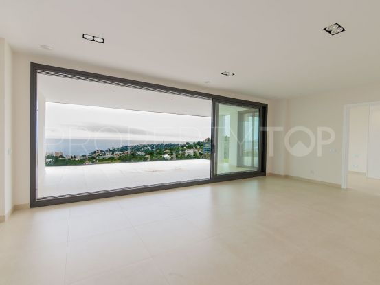 Duplex Garden 4 bed Apartment Genova with Large Terrace and outstanding Views. (Luxury Property.)