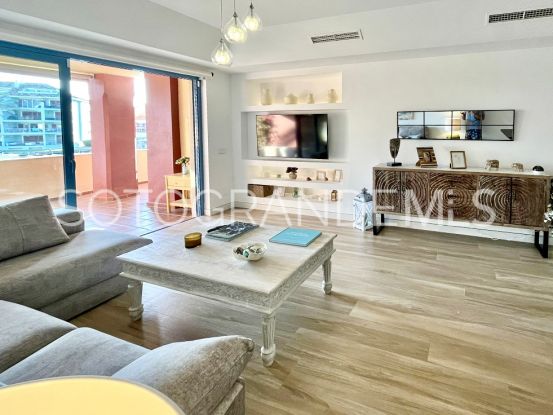 Apartment with 3 bedrooms for sale in Ribera de la Golondrina, Sotogrande Marina | Kassa Sotogrande Real Estate