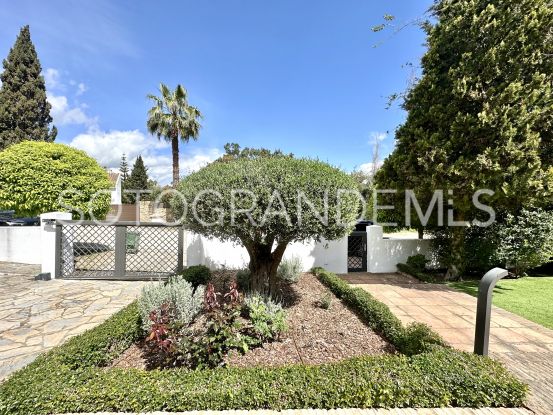 Villa en venta en Zona B | Kassa Sotogrande Real Estate