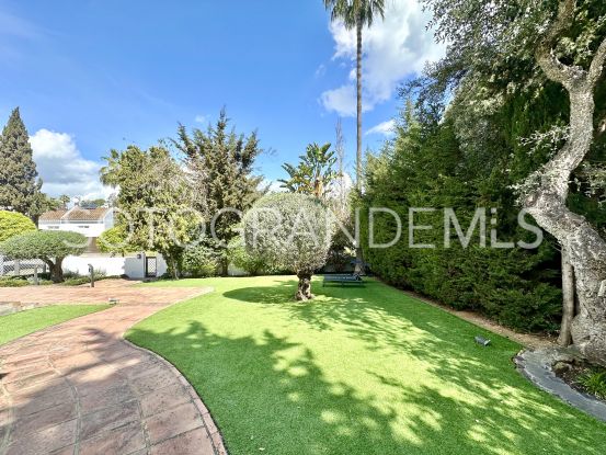 Villa en venta en Zona B | Kassa Sotogrande Real Estate