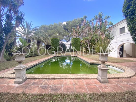 Villa for sale in Zona D, Sotogrande | Kassa Sotogrande Real Estate