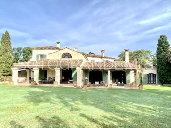 Villa for sale in Zona C with 6 bedrooms | Kassa Sotogrande Real Estate