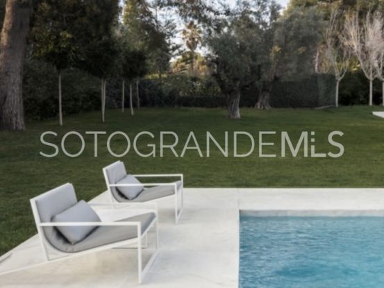 For sale 8 bedrooms villa in Los Altos de Valderrama | Kassa Sotogrande Real Estate