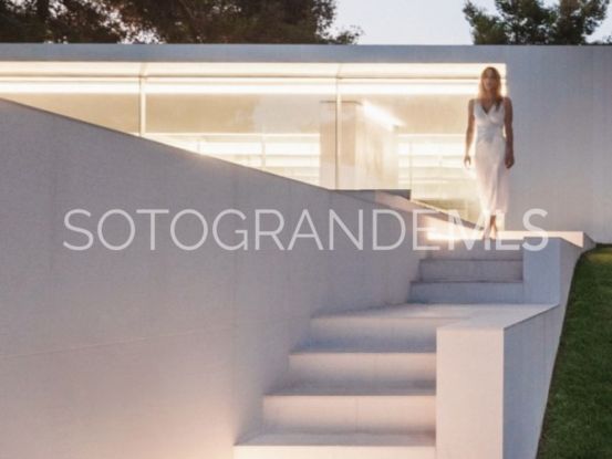 For sale 8 bedrooms villa in Los Altos de Valderrama | Kassa Sotogrande Real Estate