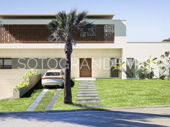 Zona B, Sotogrande Costa, villa con 6 dormitorios en venta | Kassa Sotogrande Real Estate