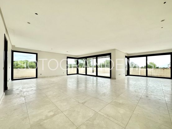 Comprar duplex en Hacienda de Valderrama de 4 dormitorios | Kassa Sotogrande Real Estate