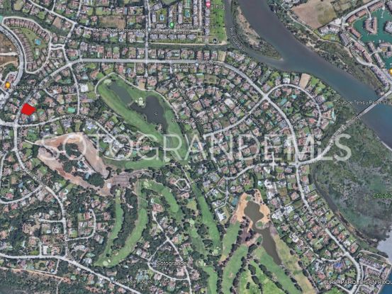 Reyes y Reinas, Sotogrande Costa, parcela a la venta | Kassa Sotogrande Real Estate