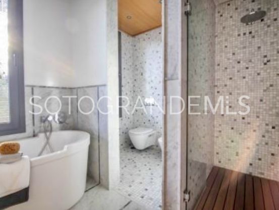 Buy villa in Los Altos de Valderrama with 5 bedrooms | Kassa Sotogrande Real Estate