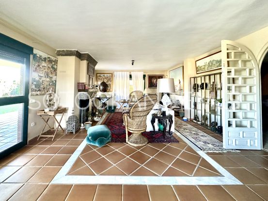 Villa for sale in Zona B, Sotogrande Costa | Kassa Sotogrande Real Estate