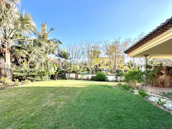 Villa for sale in Zona B, Sotogrande Costa | Kassa Sotogrande Real Estate
