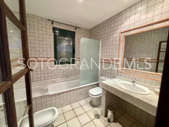 Villa for sale in Zona B, Sotogrande Costa | Kassa Sotogrande Real Estate