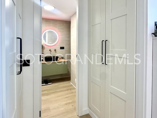 Duplex a la venta en Paseo del Río, Sotogrande Costa | Kassa Sotogrande Real Estate
