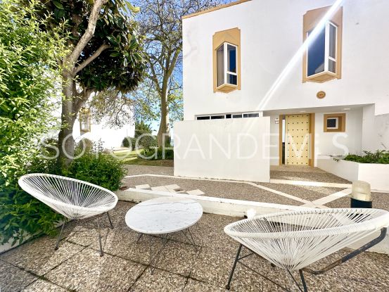 Duplex a la venta en Paseo del Río, Sotogrande Costa | Kassa Sotogrande Real Estate