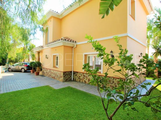 Villa for sale in Torrenueva with 4 bedrooms | StartGroup Real Estate