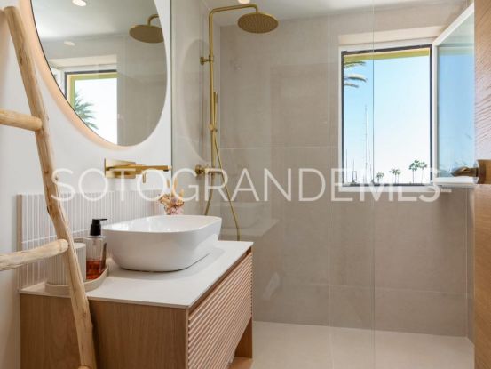 Adosado con 4 dormitorios en Paseo del Mar, Sotogrande Costa | Sotogrande Properties by Goli
