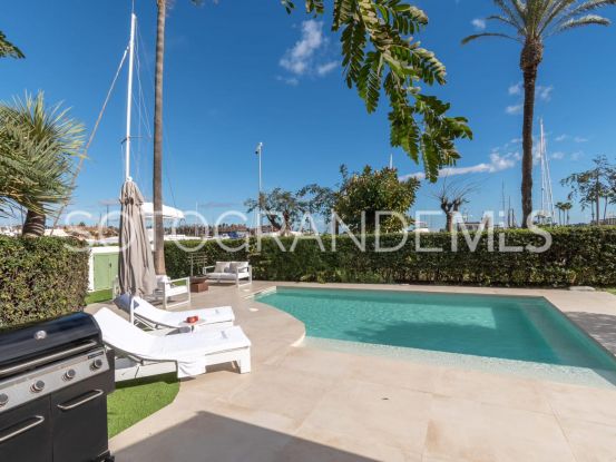 Adosado con 4 dormitorios en Paseo del Mar, Sotogrande Costa | Sotogrande Properties by Goli