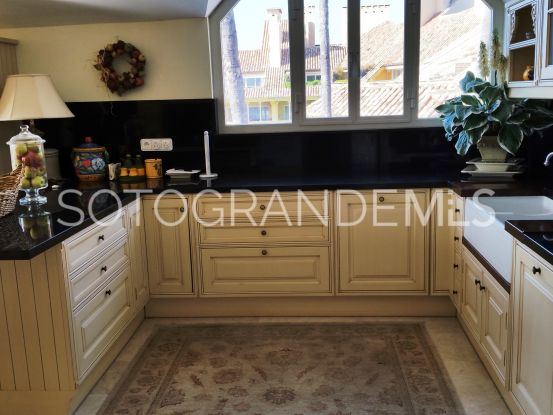 Sotogrande Puerto Deportivo, Ático a la venta | Sotogrande Properties by Goli