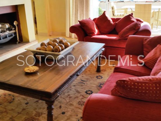 Sotogrande Puerto Deportivo, Ático a la venta | Sotogrande Properties by Goli