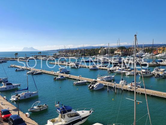 For sale penthouse with 4 bedrooms in Sotogrande Puerto Deportivo | Sotogrande Properties by Goli