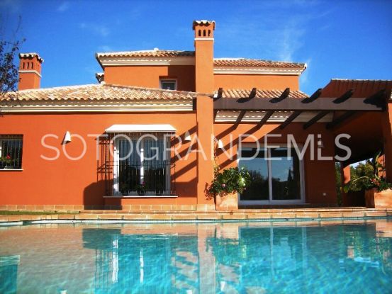 For sale villa in Sotogrande Alto Central with 4 bedrooms | Sotogrande Properties by Goli