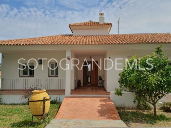For sale villa in Zona F, Sotogrande Alto | Sotogrande Properties by Goli