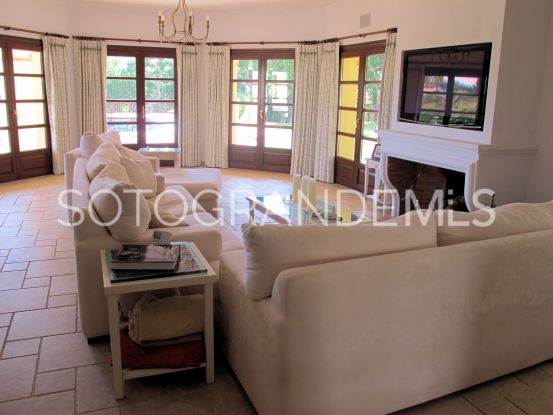 Se vende villa con 5 dormitorios en Zona C, Sotogrande | Sotogrande Properties by Goli