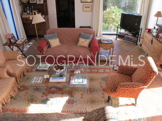 Villa en venta con 5 dormitorios en Zona B, Sotogrande Costa | Sotogrande Properties by Goli