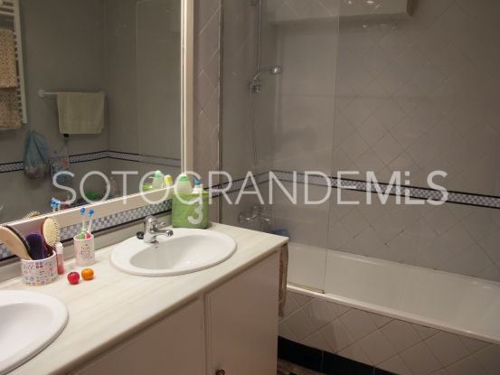 Villa en venta con 5 dormitorios en Zona B, Sotogrande Costa | Sotogrande Properties by Goli