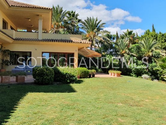 Villa a la venta en Zona F de 4 dormitorios | Sotogrande Properties by Goli