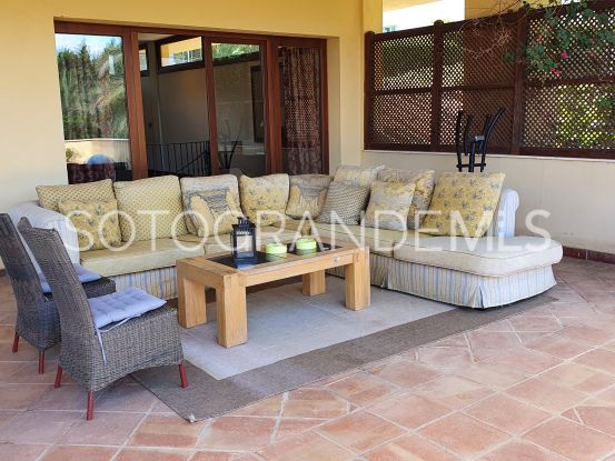 Villa a la venta en Zona F de 4 dormitorios | Sotogrande Properties by Goli