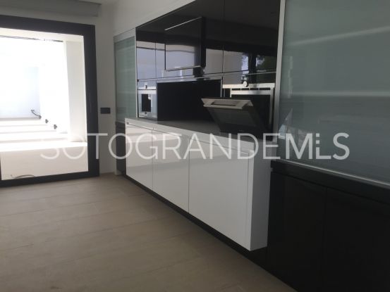 Kings & Queens villa for sale | Sotogrande Properties by Goli