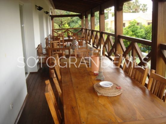 Villa en venta en Zona B | Sotogrande Properties by Goli