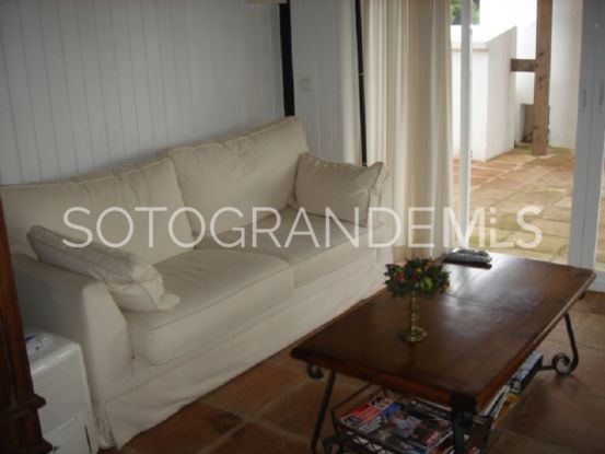 Villa en venta en Zona B | Sotogrande Properties by Goli